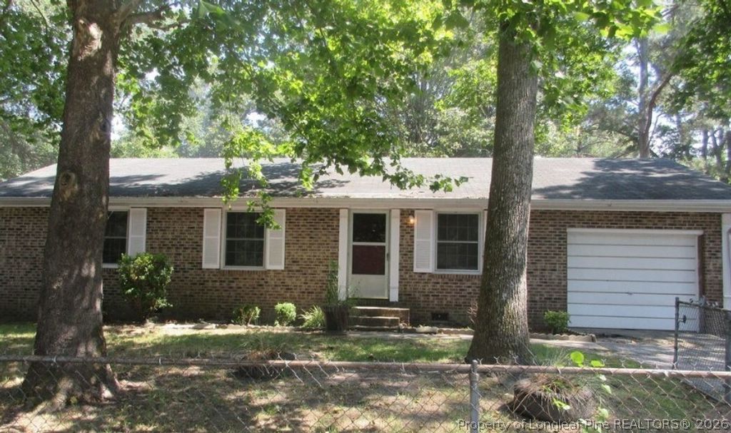 2904 Collingwood Street, Spring Lake, NC 28390