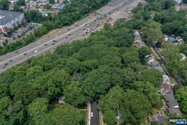 39 Forest Drive, Bloomfield, NJ 07003