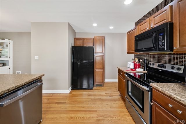 310 Roxford Road South, Salina, NY 13208