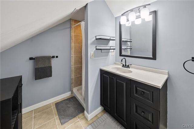 310 Roxford Road South, Salina, NY 13208