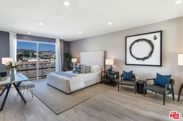 1002 N Hudsoon Avenue 4, Los Angeles, CA 90038