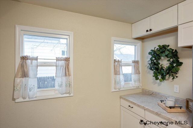 1911 E 17TH ST, Cheyenne, WY 82001