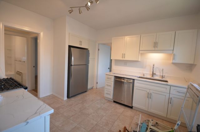 11 Hobson St 2, Boston, MA 02135