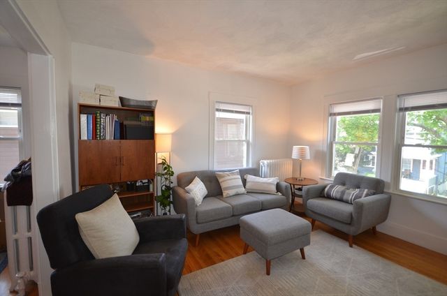 11 Hobson St 2, Boston, MA 02135