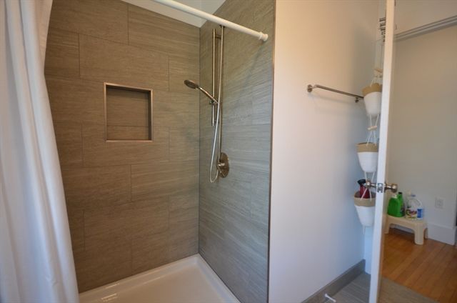 11 Hobson St 2, Boston, MA 02135