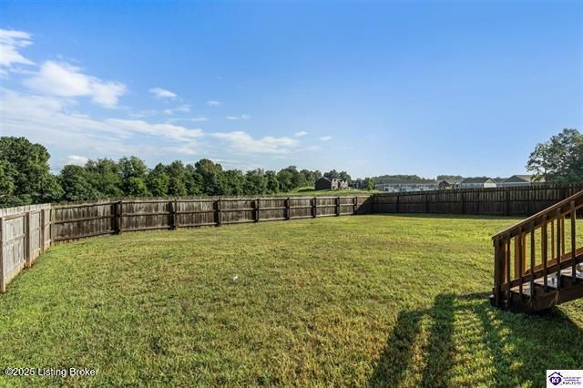 218 Sangria Dr, Vine Grove, KY 40175