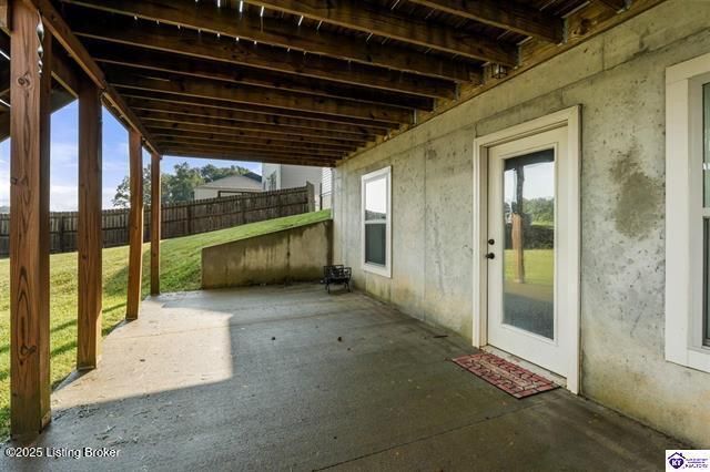 218 Sangria Dr, Vine Grove, KY 40175