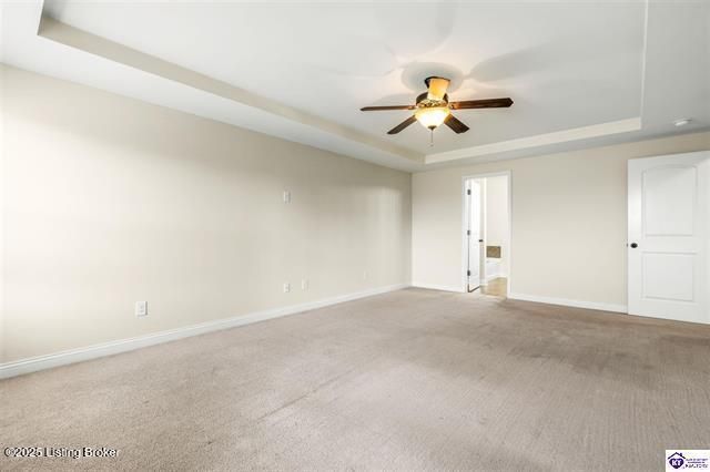 218 Sangria Dr, Vine Grove, KY 40175