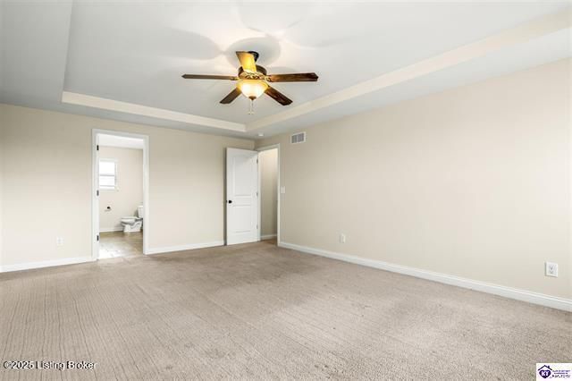218 Sangria Dr, Vine Grove, KY 40175