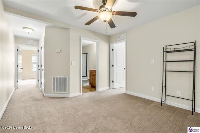 218 Sangria Dr, Vine Grove, KY 40175