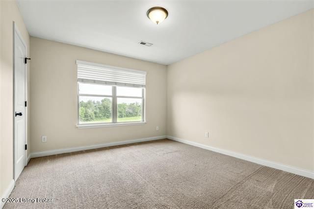 218 Sangria Dr, Vine Grove, KY 40175