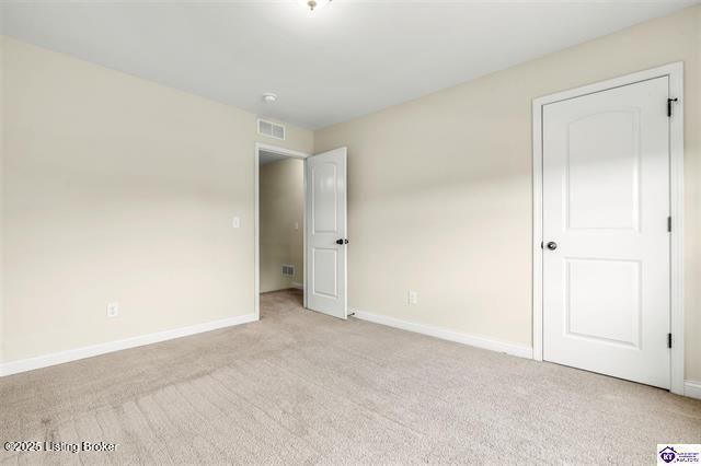 218 Sangria Dr, Vine Grove, KY 40175