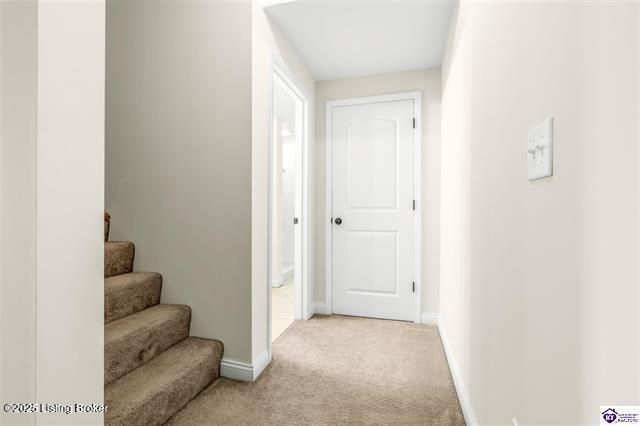 218 Sangria Dr, Vine Grove, KY 40175