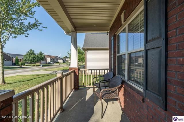 218 Sangria Dr, Vine Grove, KY 40175