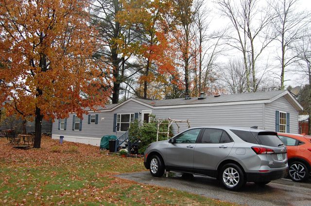 7006 Lake Street, Loudon, NH 03307