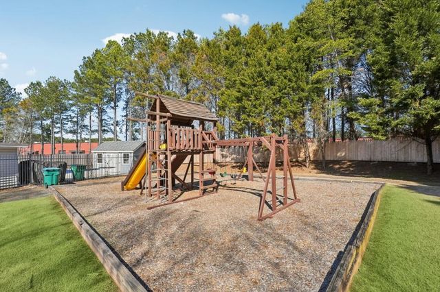 1346 Yorkshire Lane, Woodstock, GA 30188