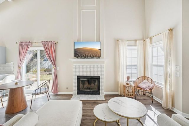 1346 Yorkshire Lane, Woodstock, GA 30188