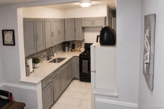 690 E 96th Street, Brooklyn, NY 11236