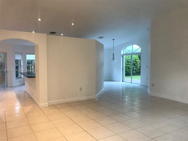 11236 NW 58th Terrace, Doral, FL 33178