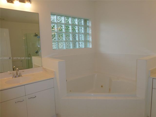 11236 NW 58th Terrace, Doral, FL 33178