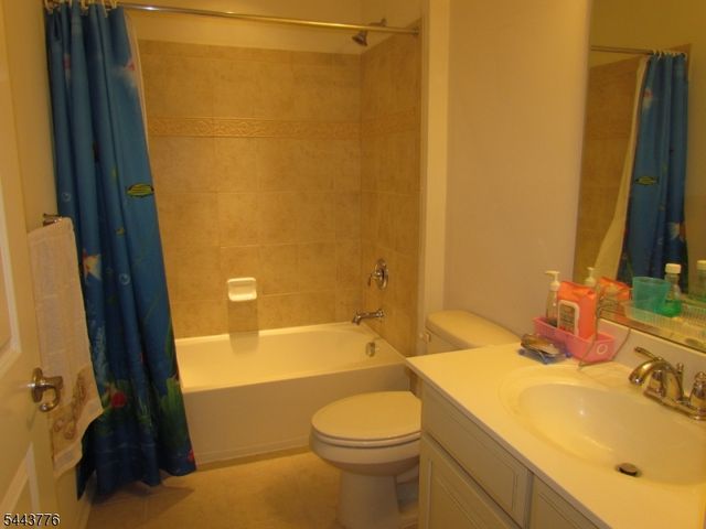51 Parkside Ln, Mine Hill Twp., NJ 07803