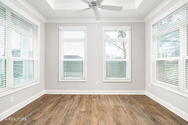 225 Cedar Branch Tr, Lenoir City, TN 37772