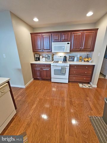 45 FIELDCREST LN, Ephrata, PA 17522