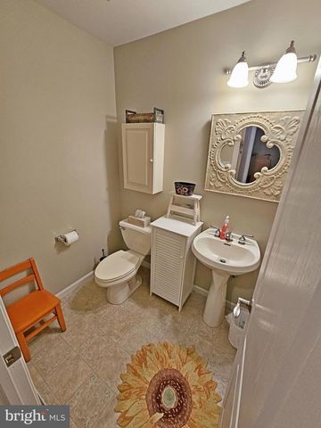 45 FIELDCREST LN, Ephrata, PA 17522