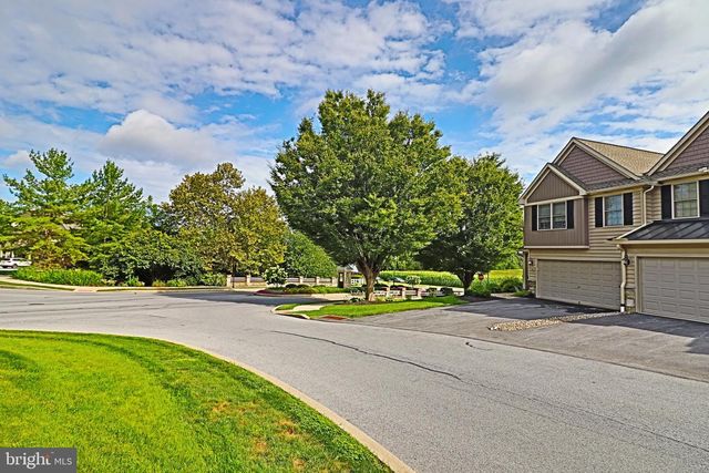 45 FIELDCREST LN, Ephrata, PA 17522