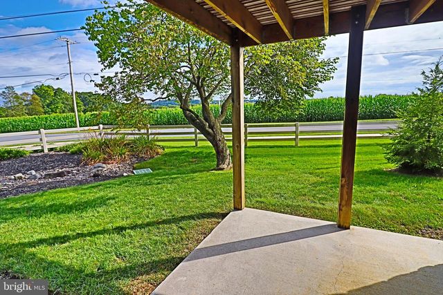 45 FIELDCREST LN, Ephrata, PA 17522