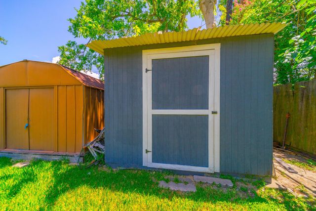 9517 Truscon Drive, Houston, TX 77080