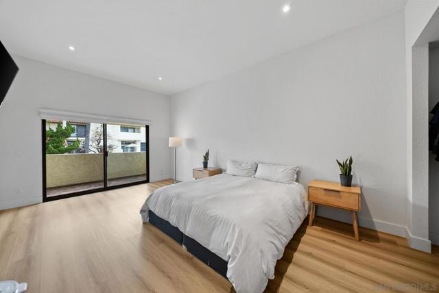 7410 Caminito Carlotta, San Diego, CA 92120