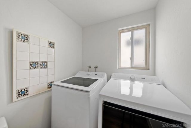 7410 Caminito Carlotta, San Diego, CA 92120