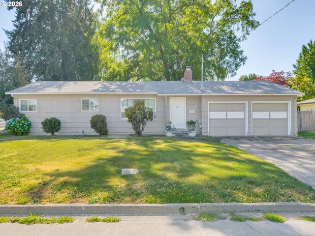 1349 Sw MELROSE Ave, Mc Minnville, OR 97128
