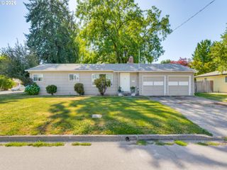 1349 Sw MELROSE Ave, Mc Minnville, OR 97128