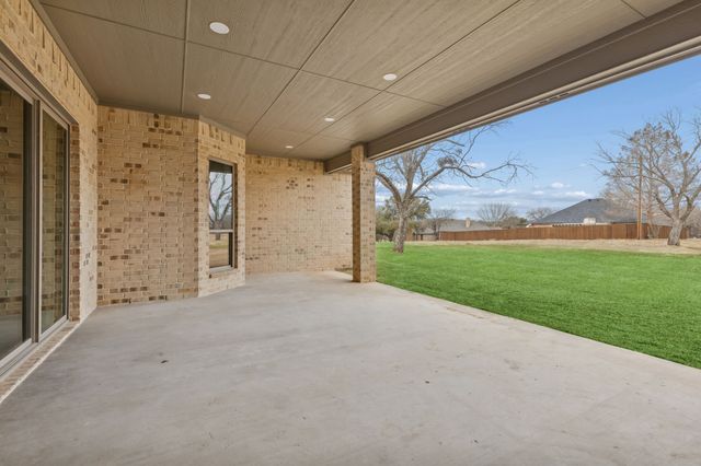 2165 Middlewood Circle, Granbury, TX 76049