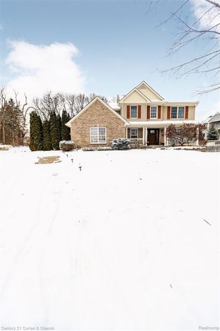 1464 Four Seasons Drive, Hartland Township, MI 48843