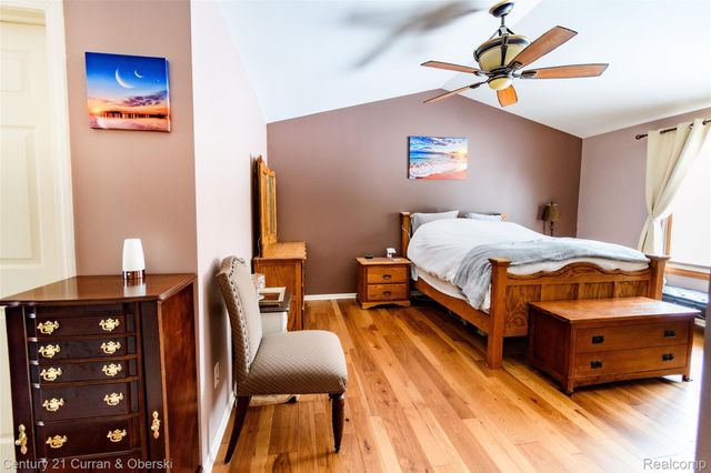 1464 Four Seasons Drive, Hartland Township, MI 48843