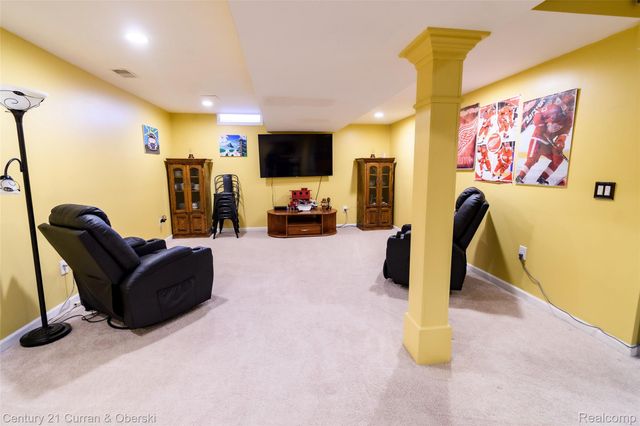 1464 Four Seasons Drive, Hartland Township, MI 48843