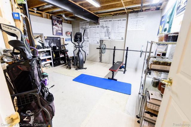 1464 Four Seasons Drive, Hartland Township, MI 48843