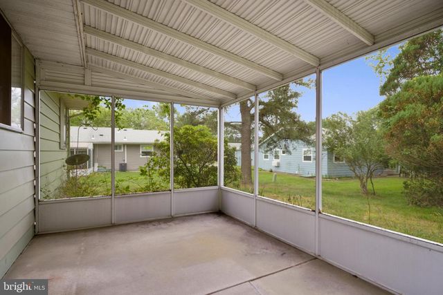 6 LINCOLN CT, Whiting, NJ 08759