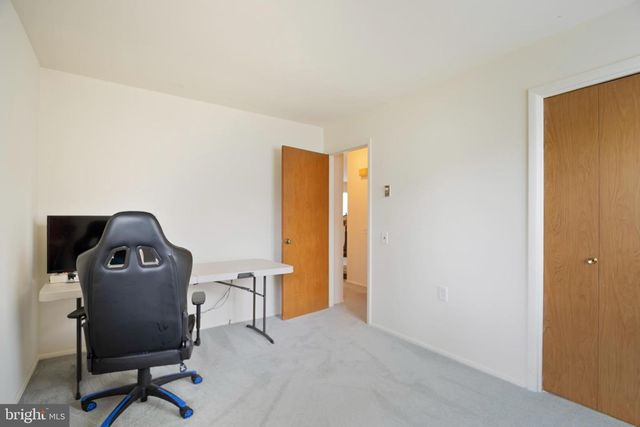 6 LINCOLN CT, Whiting, NJ 08759