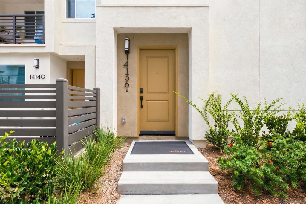 Image 2 of property listing at 14136 Jonah Way, San Diego, CA 92128