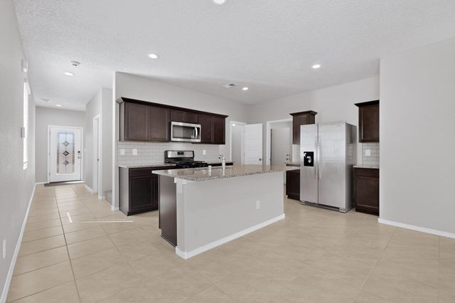 889 Tazanita Loop SE, Albuquerque, NM 87124