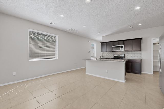 889 Tazanita Loop SE, Albuquerque, NM 87124