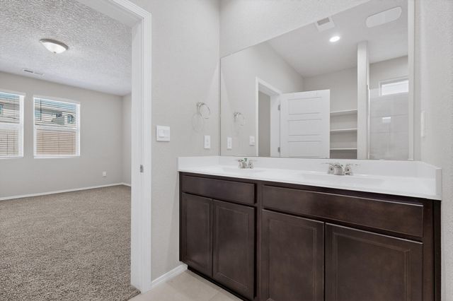 889 Tazanita Loop SE, Albuquerque, NM 87124