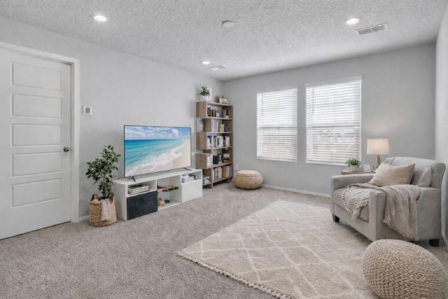 889 Tazanita Loop SE, Albuquerque, NM 87124