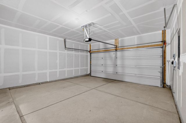 889 Tazanita Loop SE, Albuquerque, NM 87124