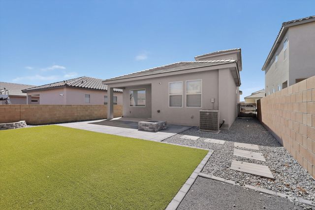 889 Tazanita Loop SE, Albuquerque, NM 87124