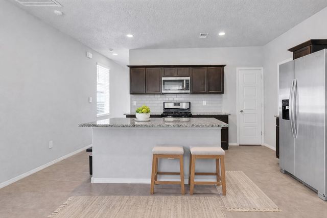 889 Tazanita Loop SE, Albuquerque, NM 87124